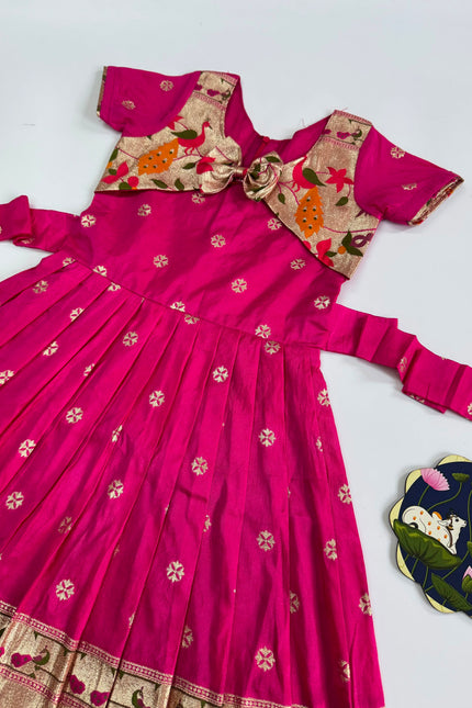Royal charm for your little princessese  SS813