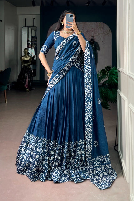 Celebrate the joy of festival in lehenga that reflects grace SS815