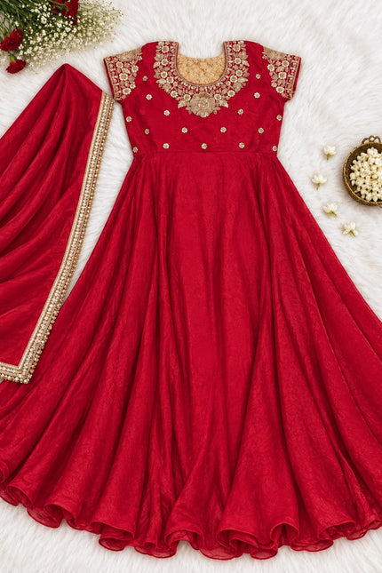 Elevate your wardrobe with this Anarkali Set SS877