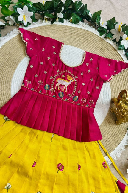 Perfect festive wear for Dussehra celebrations SS879