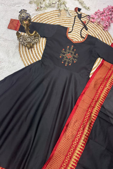Span cotton fabric vintage gown SS899