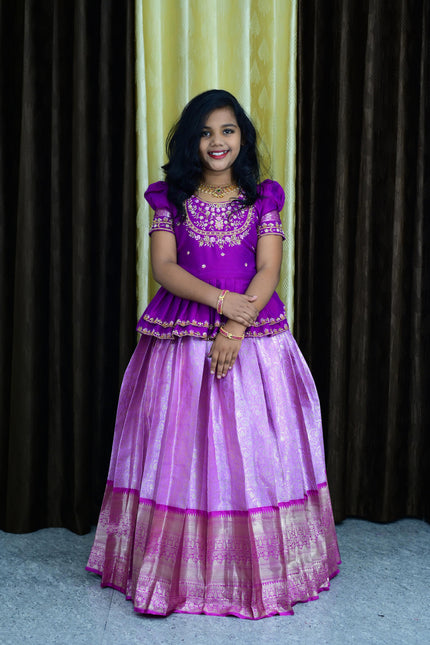 Semi Kanchipattu Lehanga Family Combo SS912