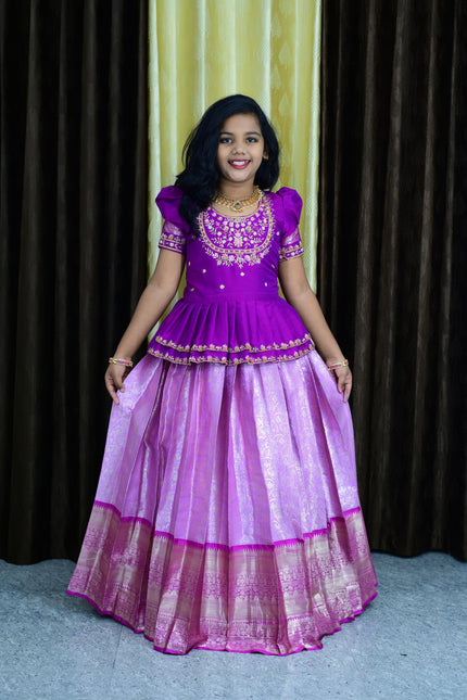 Semi Kanchipattu Lehanga Family Combo SS912