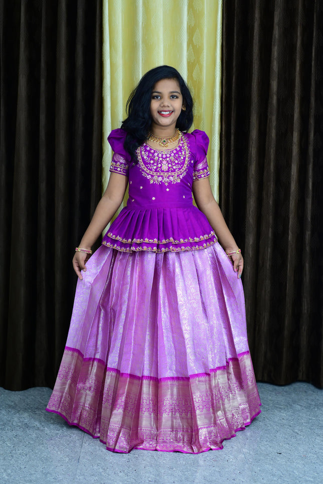 Semi Kanchipattu Lehanga Family Combo SS912