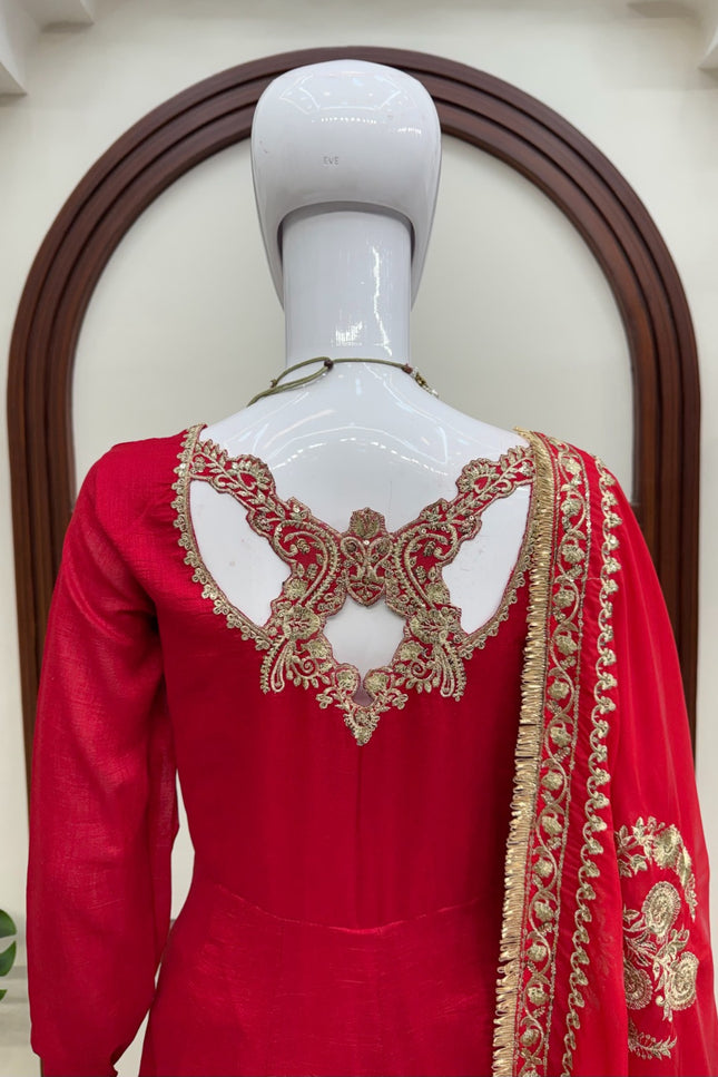 Step into effortless charm with Anarkali set SS924