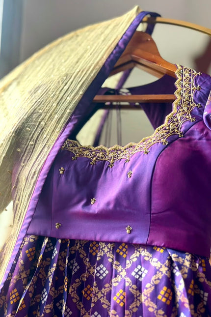 Timeless Golden & Purple Bandhej SS930