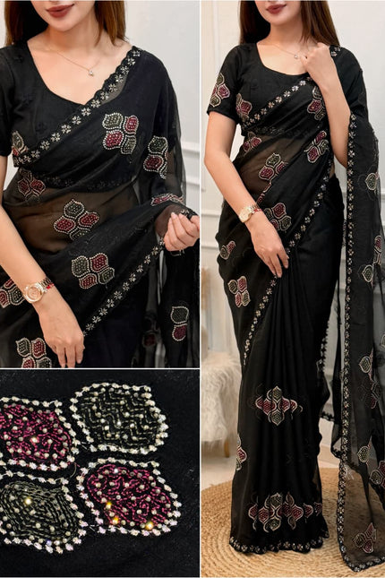 Elegance meets glamour in classic pure simmer  SS953