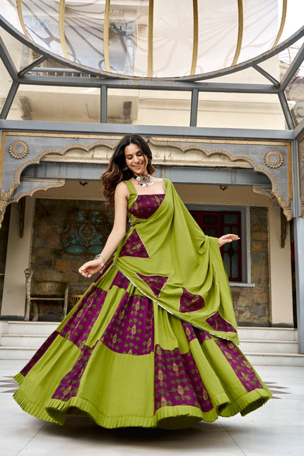 Lehenga is made for every Navratri twirl SS964