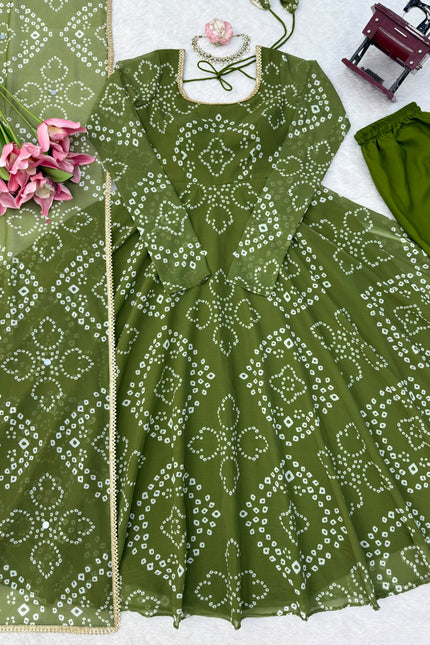 Step into effortless charm with anarkali set SS974.