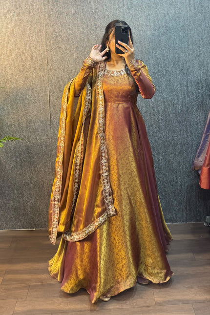 FENDY SILK SMOOTH SHINING JWALA SS73
