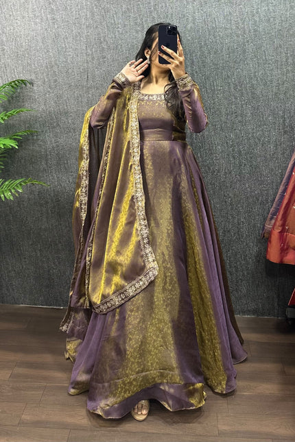 FENDY SILK SMOOTH SHINING JWALA SS73