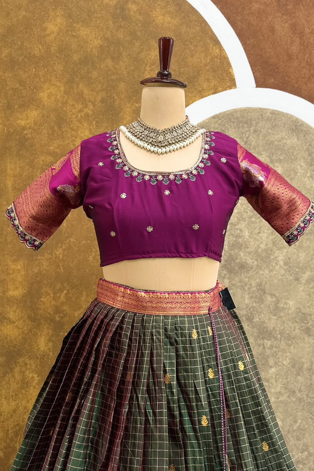 Semi Gadhwal Checked Lehanga Set SS1001