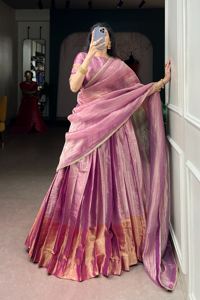 A royal touch that makes every occasion special SS461