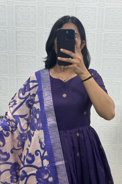 Jacquard weaving zari butti Trendy Traditional Outfit SS766