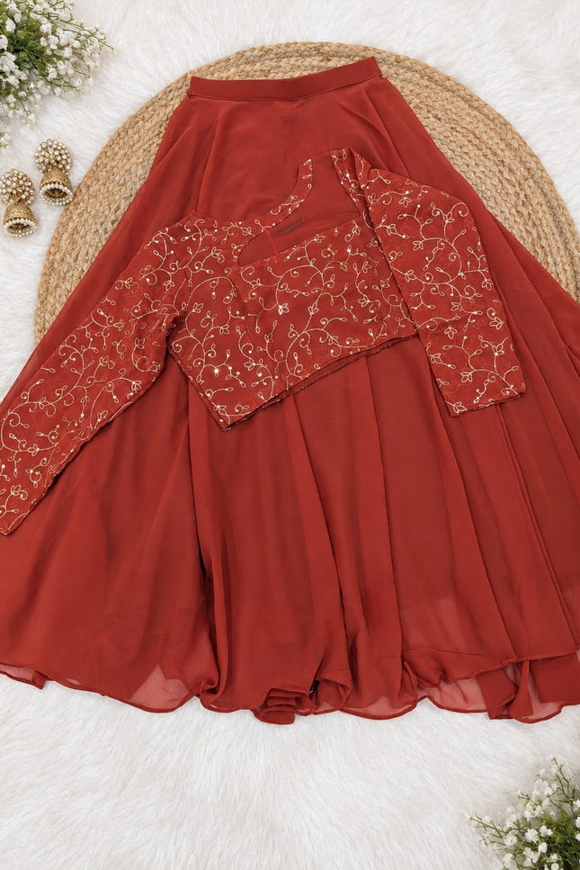Steal the spotlight with this Beauty SS837