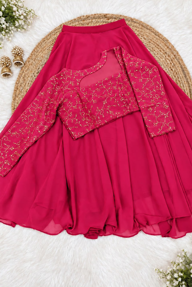 Steal the spotlight with this Beauty SS837