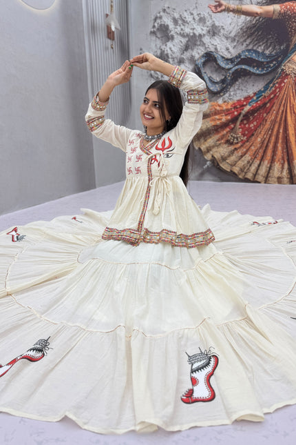 Hotfix stika Lehanga choli SS907